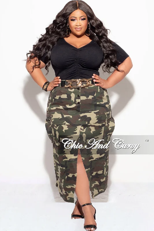 Final Sale Plus Size Cargo Skirt with Front Slit in Camouflage Print