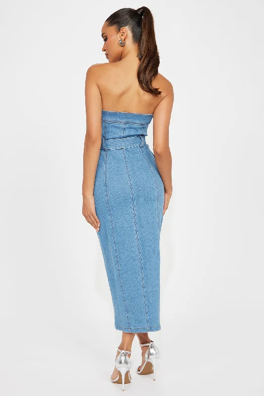 Luna Denim Midi Dress - Light Wash