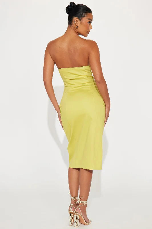 Nyx Cargo Midi Dress - Chartreuse