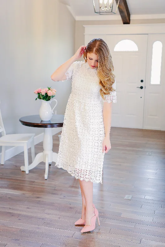 Lady in White Midi Dress